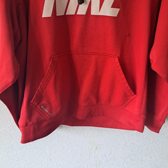 Men's Red Nike Sweatshirt - Picture 3 of 7